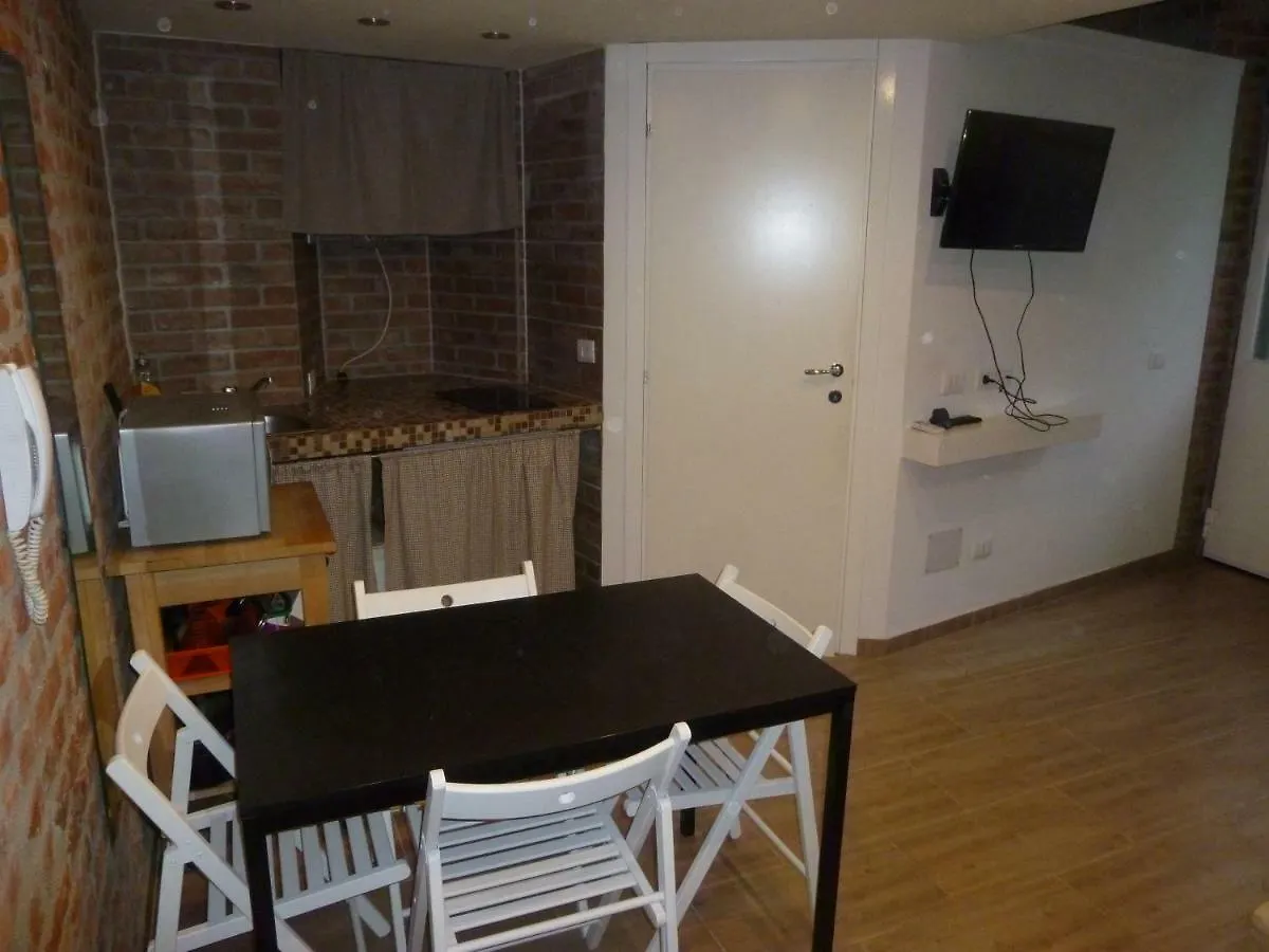 Da Ivano Watt Milano Navigli Apartment